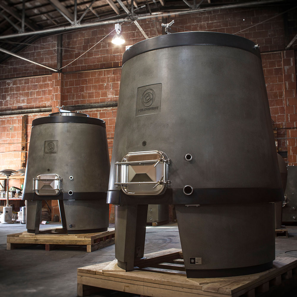 CONICAL Betontank für Wein mit 31, 36, 38 und 40 hl